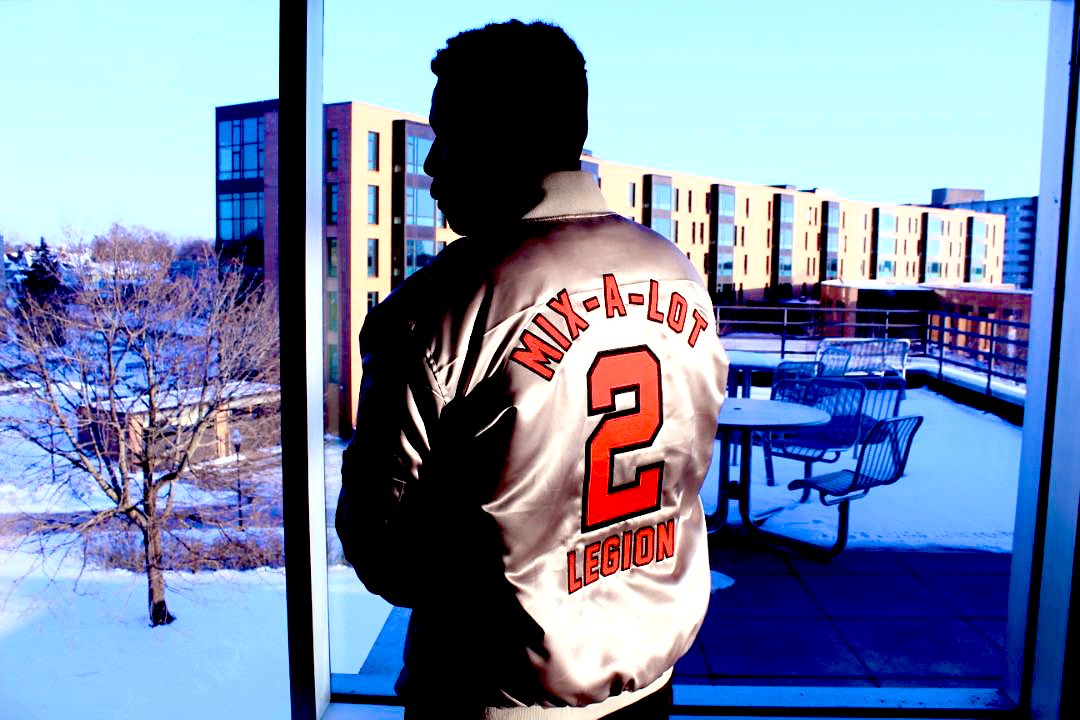DJDomCity's tweet photo. S/o to my 3G-Little @uwosh_odphi for the dope shots in my #MASTERPIECE 

(...and yes the email has already been sent to y’all @dvnco)
 
#DVN #ODPhi https://t.co/5Zcww6RG9K