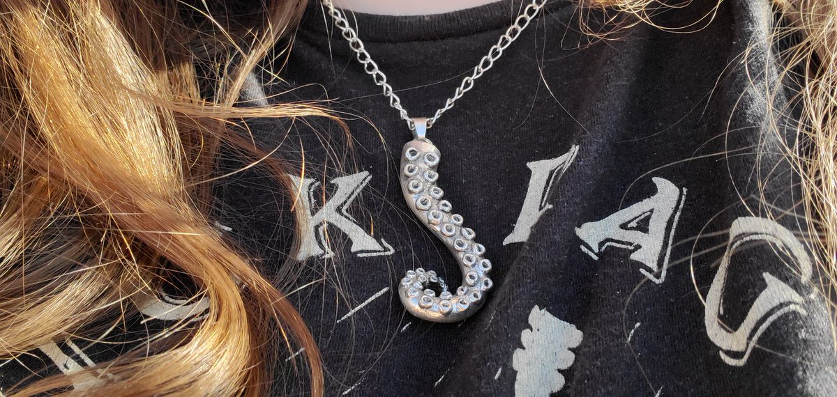 We went to the #AZRenFest today and had a blast, as usual.

I found this necklace and had to have it 😍🐙