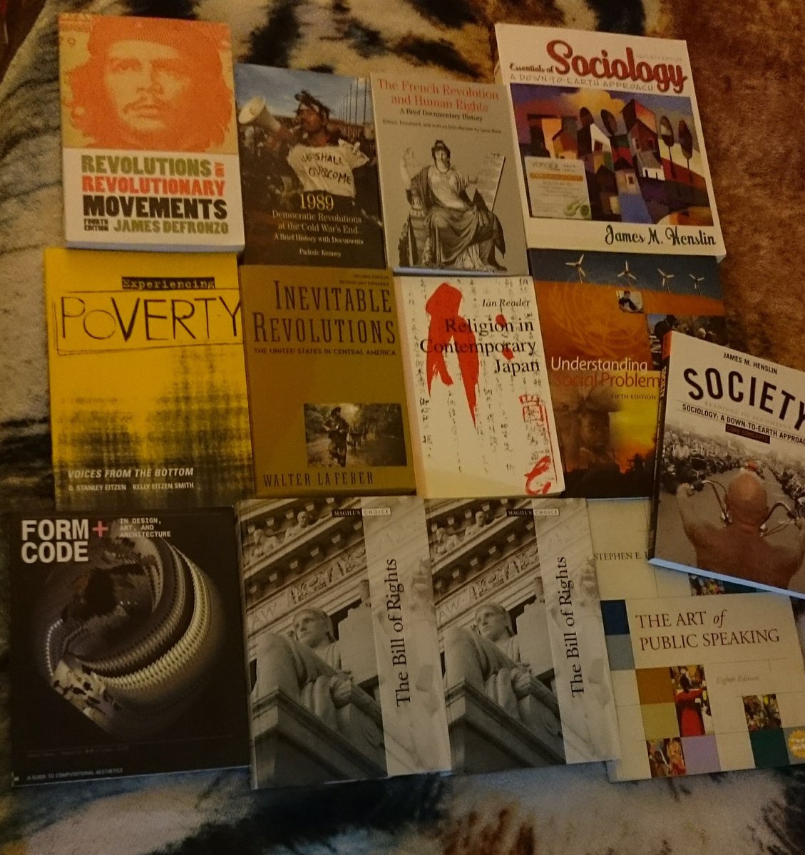 JonathanPerrine's tweet image. Tech Industry: So what did you study in College?

Me: Oh, you know. Computer Science. Parallel. Networking.

My Brain: