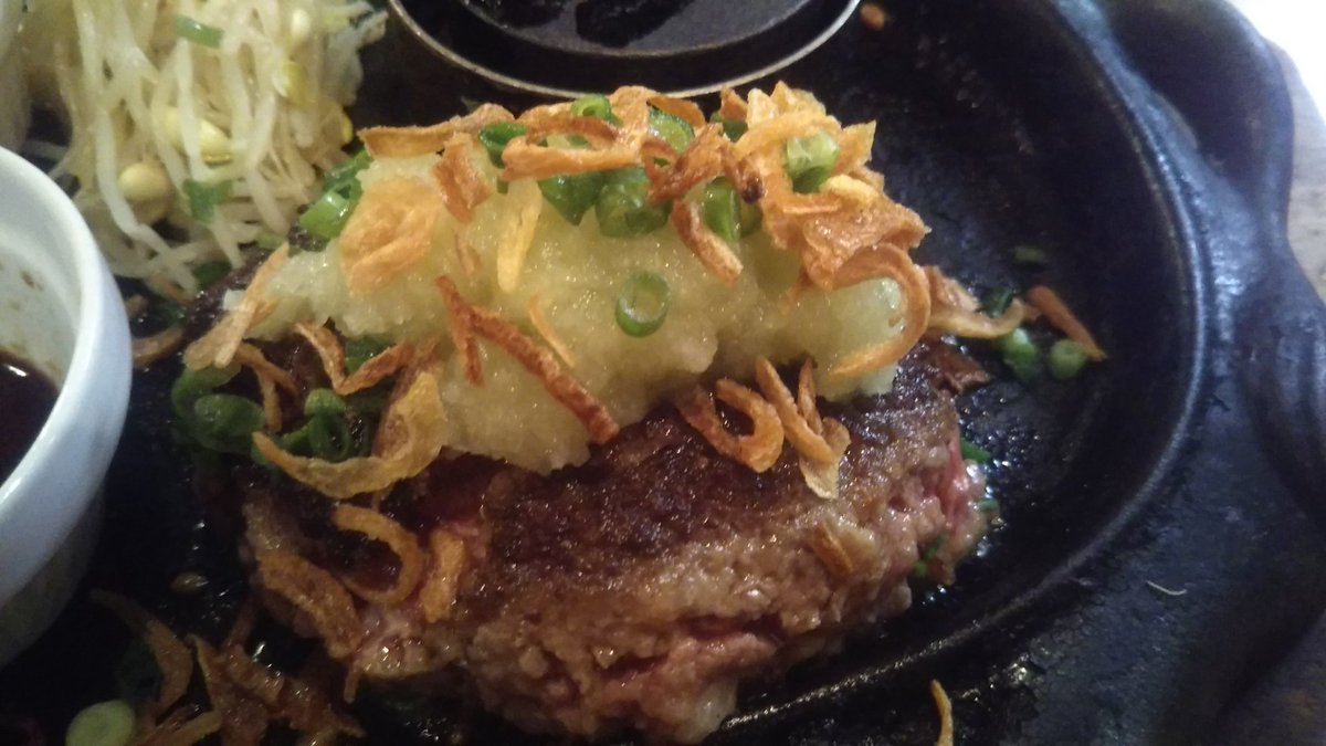 CynosKiyo's tweet photo. 昼ごはん🙋
#肉テロ
#Forco https://t.co/sBeuuaF2x5