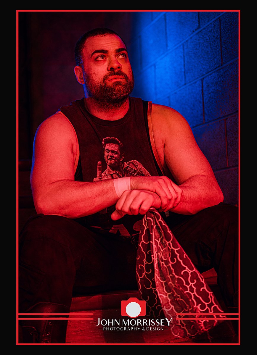 WhiplashJ's tweet photo. Had some fun shooting backstage at OTT tonight . Here are a couple of shots with the incomparable @MadKing1981
**Please do not use,copy or edit images without permission** #respectphotographers https://t.co/esvjVZGFey