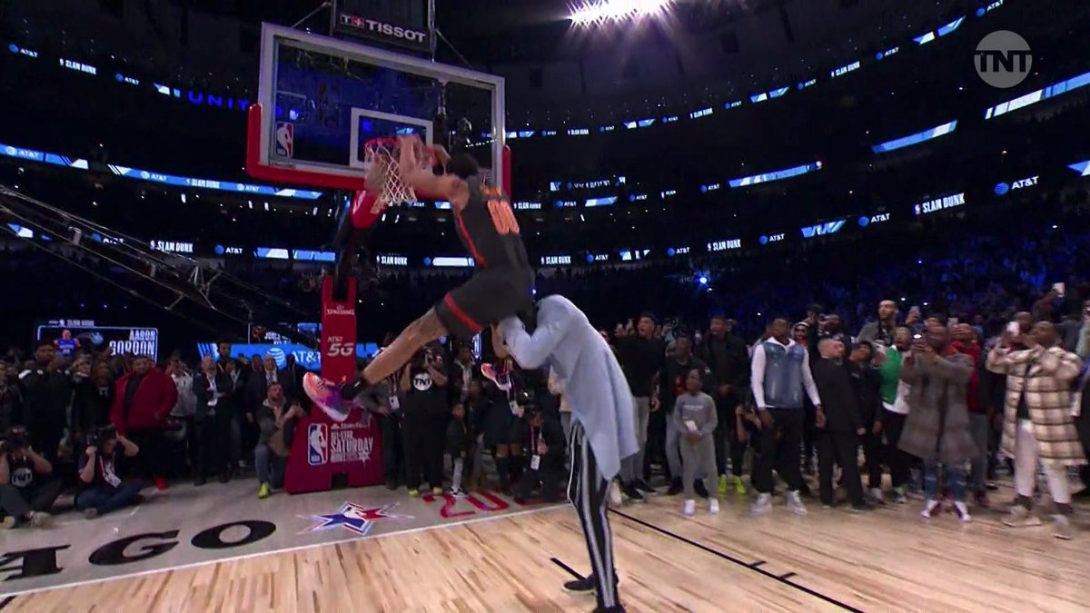 TDPresentsYT's tweet photo. Aaron Gordon had 2 of the best dunk contest performances I’ve ever seen .. and he didn’t win either of them. @Double0AG https://t.co/KtNtHO2aEw