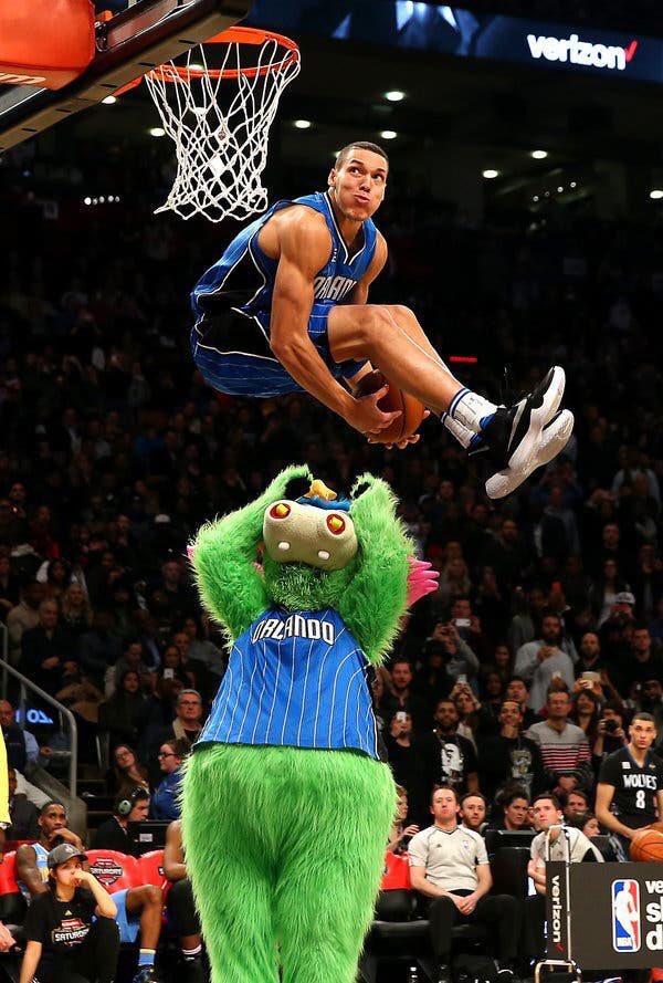 TDPresentsYT's tweet photo. Aaron Gordon had 2 of the best dunk contest performances I’ve ever seen .. and he didn’t win either of them. @Double0AG https://t.co/KtNtHO2aEw