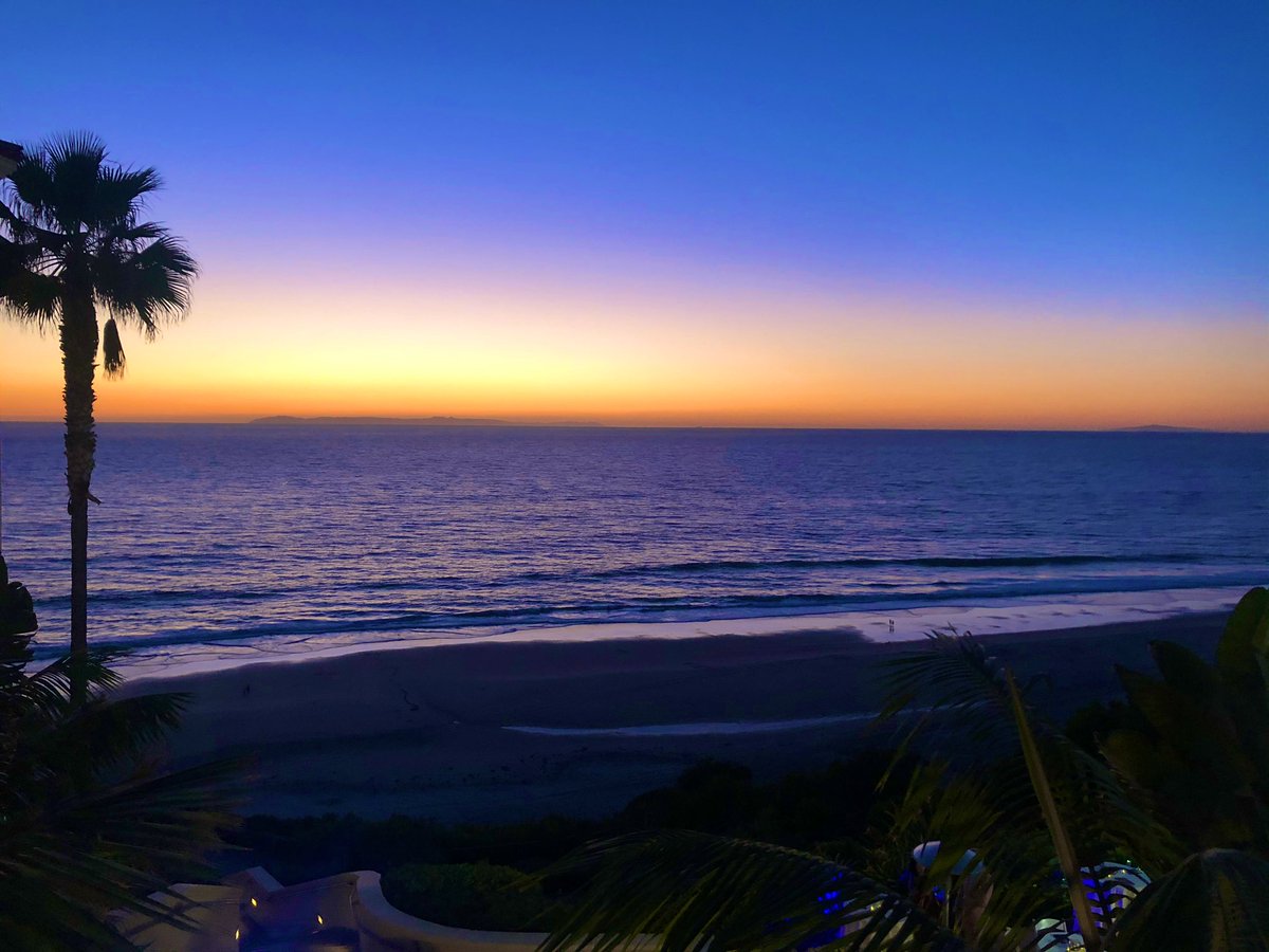 A truly amazing #ASSR20 put on by the inimitable Dr. Michele Johnson <a href="/YaleRadiology/">Yale Department of Radiology & Biomedical Imaging</a> at breathtaking <a href="/RitzCarlton/">The Ritz-Carlton</a> Laguna Niguel. 

Can’t wait for next year in NOLA, w/ Prez Dan Nguyen <a href="/neuroradiology/">Dan Nguyen, MD FASSR</a>!!  <a href="/The_ASSR/">American Society of Spine Radiology (ASSR)</a> #ASSR21