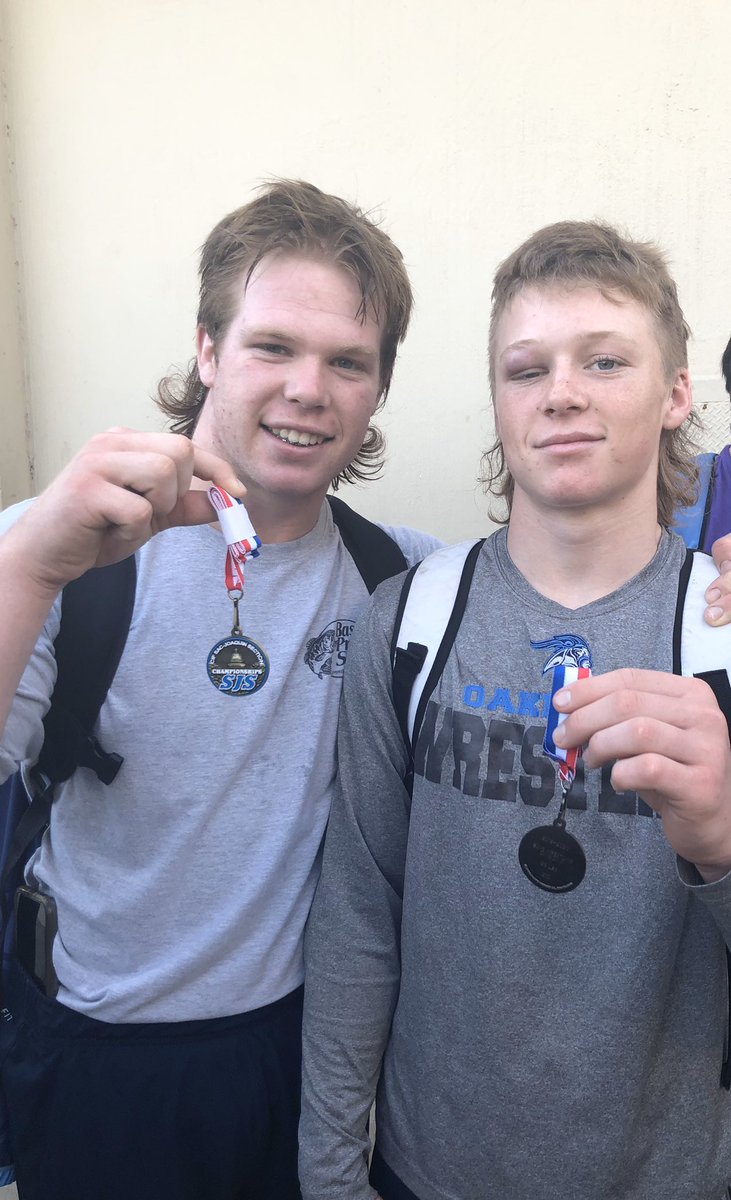 smylesfam's tweet photo. 1st place for Oakmont’s Sean Myles 172# and 2nd for Danny Myles 128# at SJS D3 Divisionals. 9 Vikes headed to Masters! #vikingpride #workhardplayharder @NMPecoraro @cameronsalerno1 @SacBee_JoeD @SportStarsMag @vikings_pride @theoakmontway https://t.co/pqLdXN4Uyo