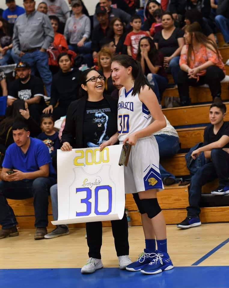 newmexicoshock's tweet photo. S/O to #NMLadyShock #CarlyGonzales eclipsing 2000 career points in her HS career. Carly played varsity her 8th grad year but the books arent available #ShockTheNation #Miss2k @nmpreps @mandynic10 @NMBBallOffers https://t.co/WRLYkcdt5y