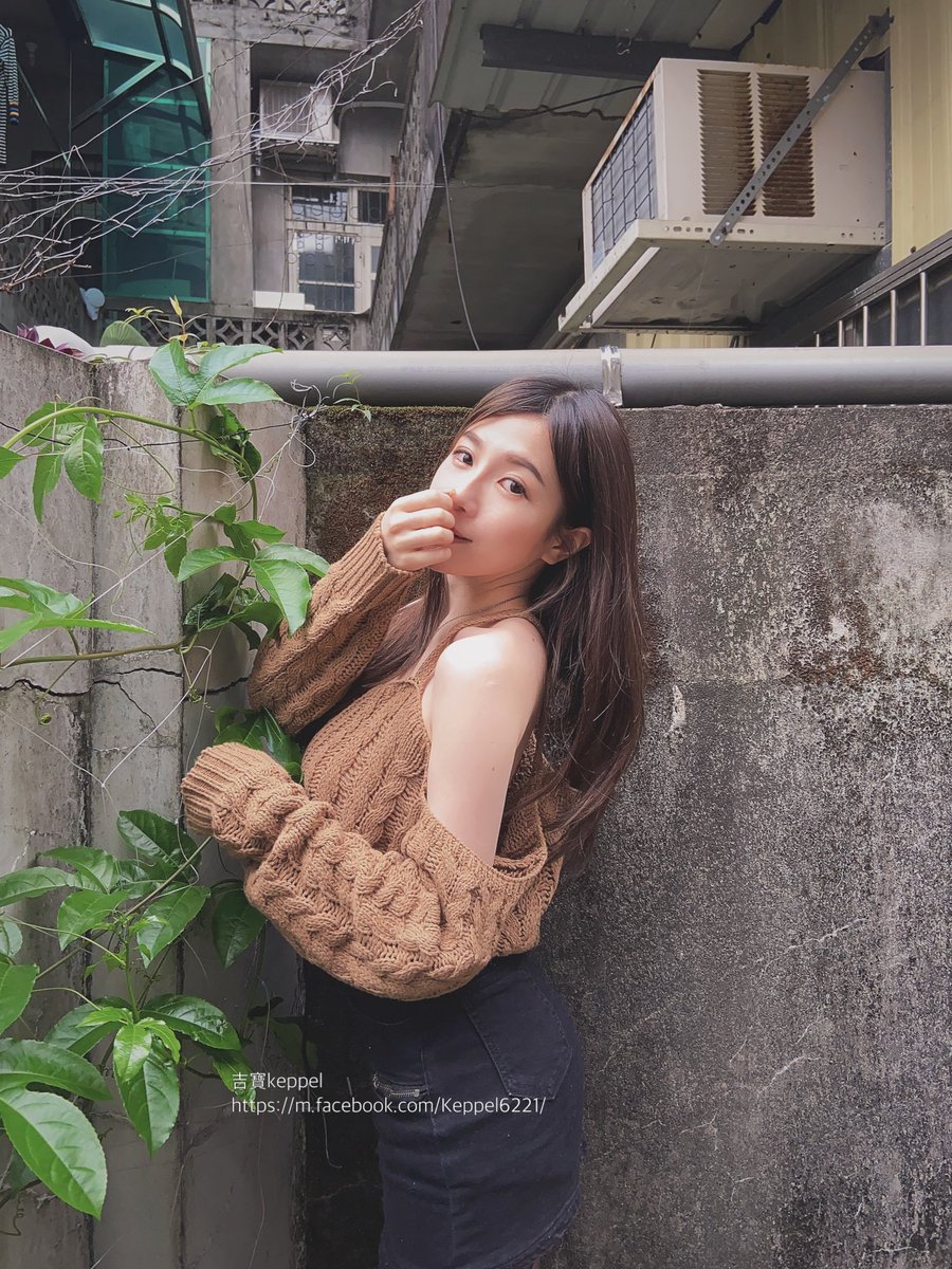 左右那個好？
-

#作品撮り #攝影 #自拍 #裏アカ女子 
#photography #photooftheday #photo #photographer  #love #instagood #model #iphone11 #keppel https://t.co/VMxH8mjbm4