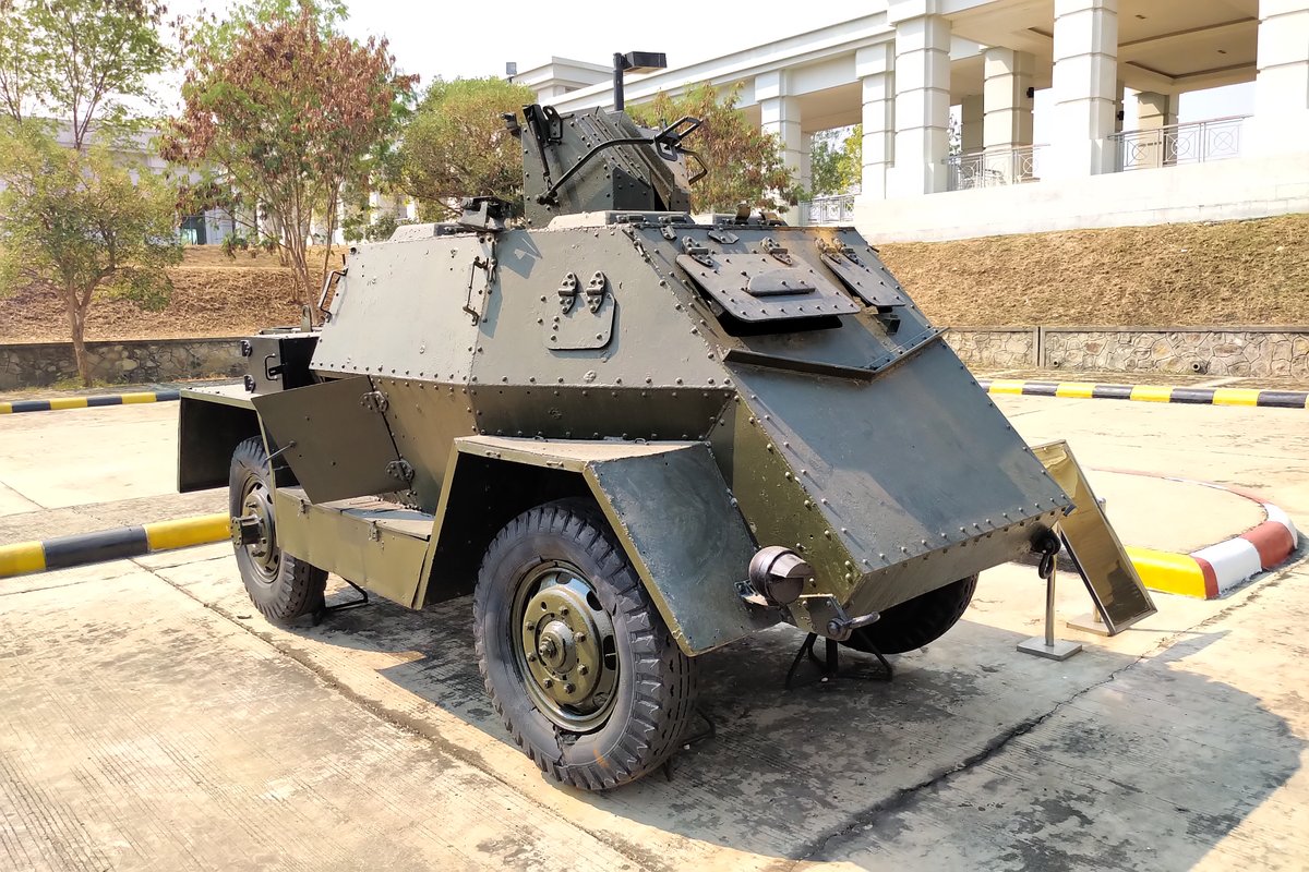 そのほかミャンマー軍のオリジナル車両としては、太平洋戦争期の急造