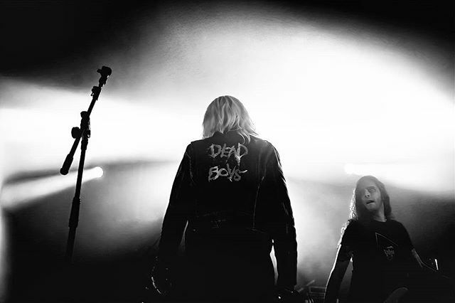 mario_olmoss's tweet photo. @thecapaces live at @ktatonik_fest .
#monochrome #blackandwhite #deadboys
#punk #punkroll #musicphoto #musicphotography #photography #live #livemusicphotography #bestmusicshots #show #musiclover #concertphotography #musician #music #group #bands #Concert #LivePhotography #Mu… https://t.co/r3M2f2TQQF