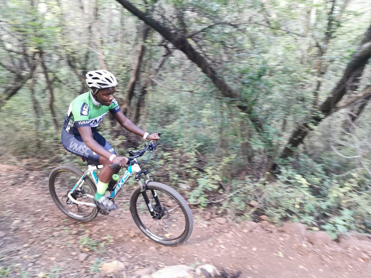 Culiso08's tweet photo. Another Good Day At The Office βπ» at #VanGaalen.. Riding on sands, single rocky trail, crossing rivers, climbing mountains & jumping off the π² at most scary terrain & also eating dust. Whole body is painful.
#mtb #cycling #rider #vmsc https://t.co/qlaiP3FuI5
