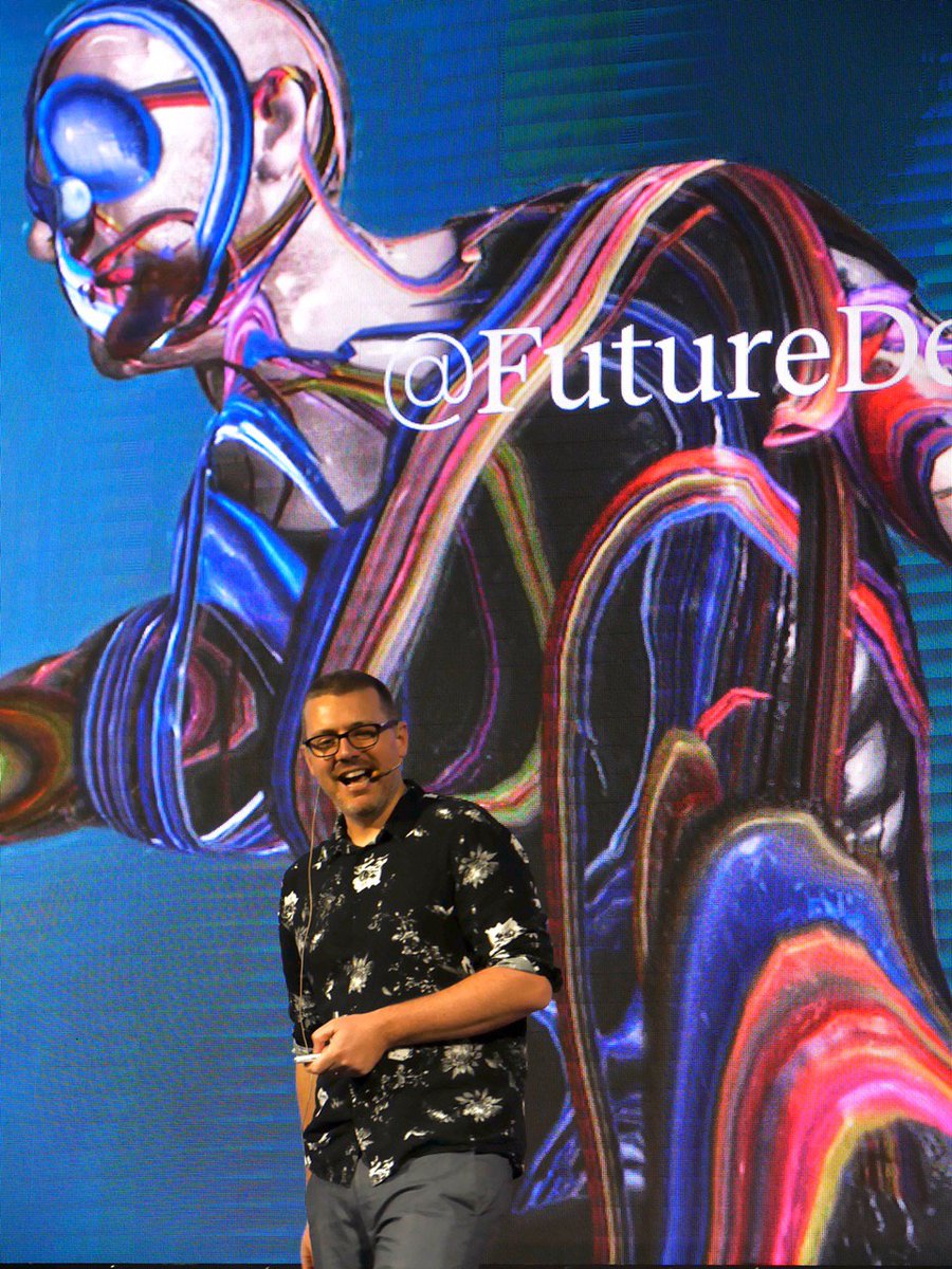 adobomagazine's tweet photo. Dont polish one thing. Keep moving, keep trying new things. - @futuredeluxe 's James Callahan at @GraphikaManila
#Graphika2020 https://t.co/EeVdIrtacD