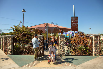 "Highland Park, Los Angeles: A Watchful Eye on Gentrification" by DEBRA KAMIN via NYT ift.tt/2W4ZlA2 ift.tt/2J9zUrB