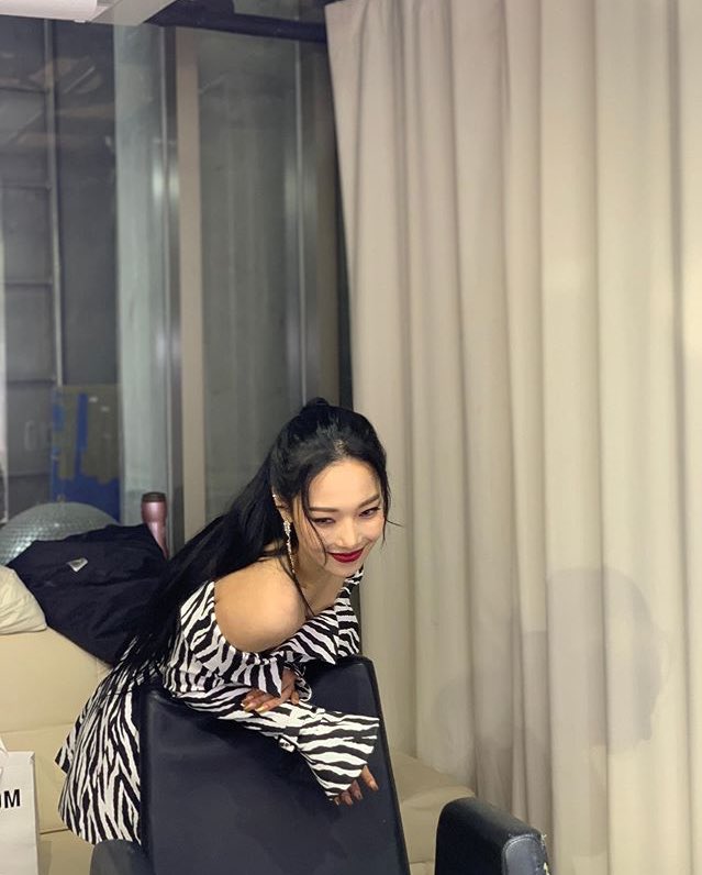 SOMIN_TH's tweet photo. [📸] 200216 Instagram 

somin_jeon0822 : 🦓💖

#KARD #SOMIN #SOMIN_TH https://t.co/wvhjYgI2jD