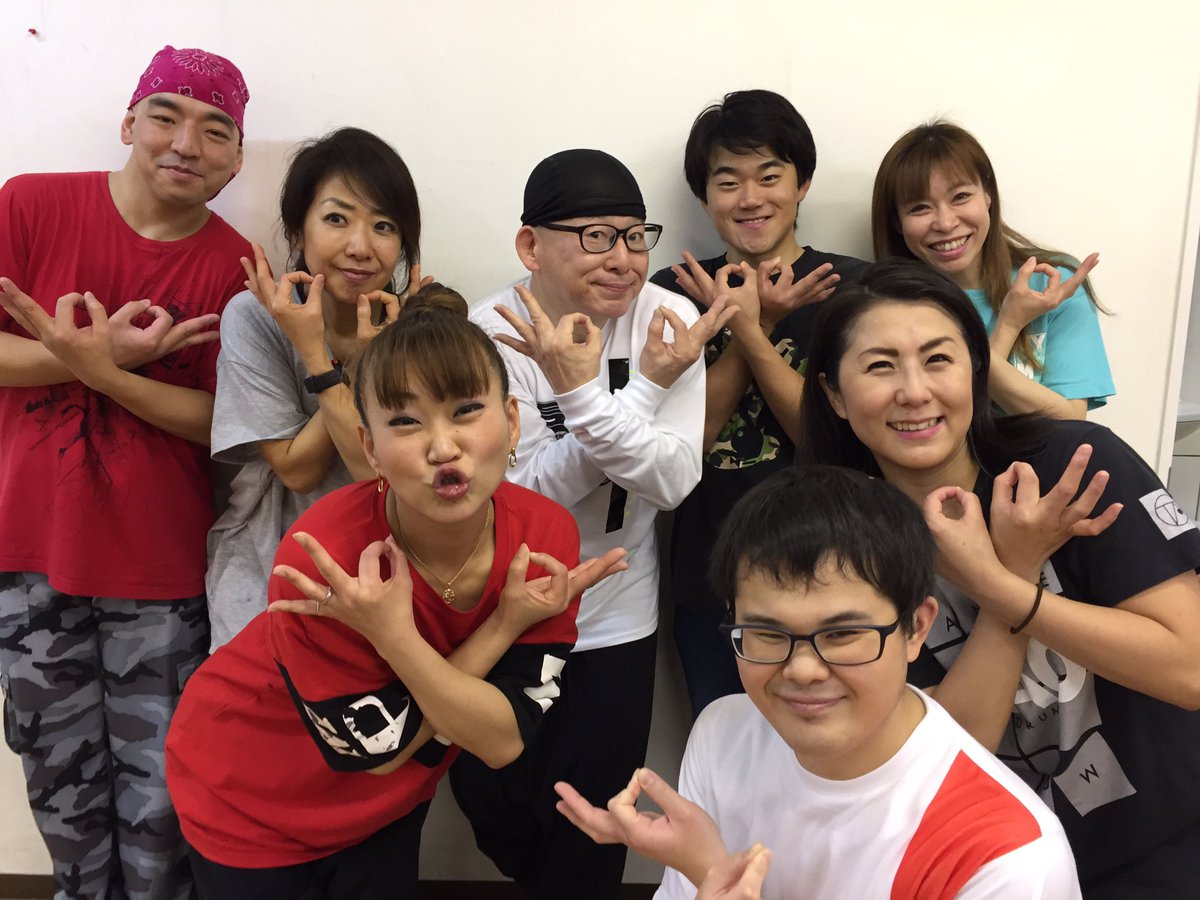 curious_samy's tweet photo. ダンススタジオ「舞はんど舞らいふ」で、埼玉ポーズを考案したMaki先生のロッキングのワークショップに参加❣️
楽しくて90分あっと言う間
ありがとうございました😊😊💃
#ダンススタジオ #舞はんど舞らいふ #翔んで埼玉 #埼玉ポーズ #そうだ埼玉  #Maki #ロッキング #ワークショップ #高田馬場 https://t.co/6TbW0kC7Na
