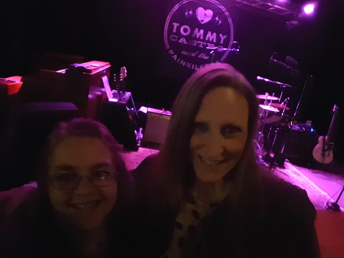 SunnyCosce's tweet image. Tommy Castro with @KimiKochBLS  was way to much birthday fun!!
#TommyCastro
#HumBrews