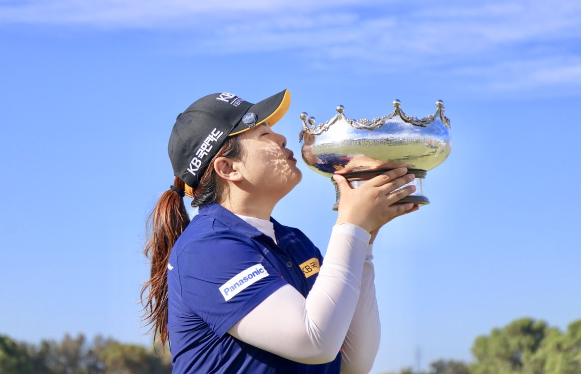 #WomensAusOpen (@womensausopen) on Twitter photo Your 2020 <a href="/ISPSHanda/">ISPS Handa</a> Womenโs Australian Open champion, INBEE PARK ๐
#WomensAusOpen Your 2020 <a href="/ISPSHanda/">ISPS Handa</a> Womenโs Australian Open champion, INBEE PARK ๐
#WomensAusOpen