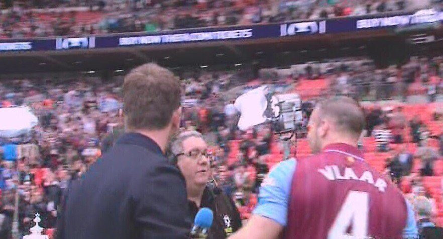 Happy 35th Birthday former defender Ron Vlaar have a great day my friend 