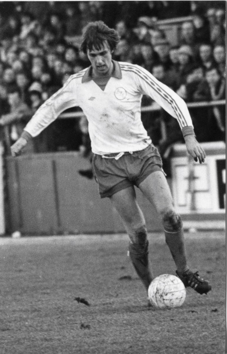 BFC_ExPlayers's tweet photo. Happy 66th Birthday today to former Pool striker, and top man ... Stuart Parker

Hope you have a great day Stuart !
👍😀🍊👀⚽️🎂 https://t.co/AJK3ZLUSUK