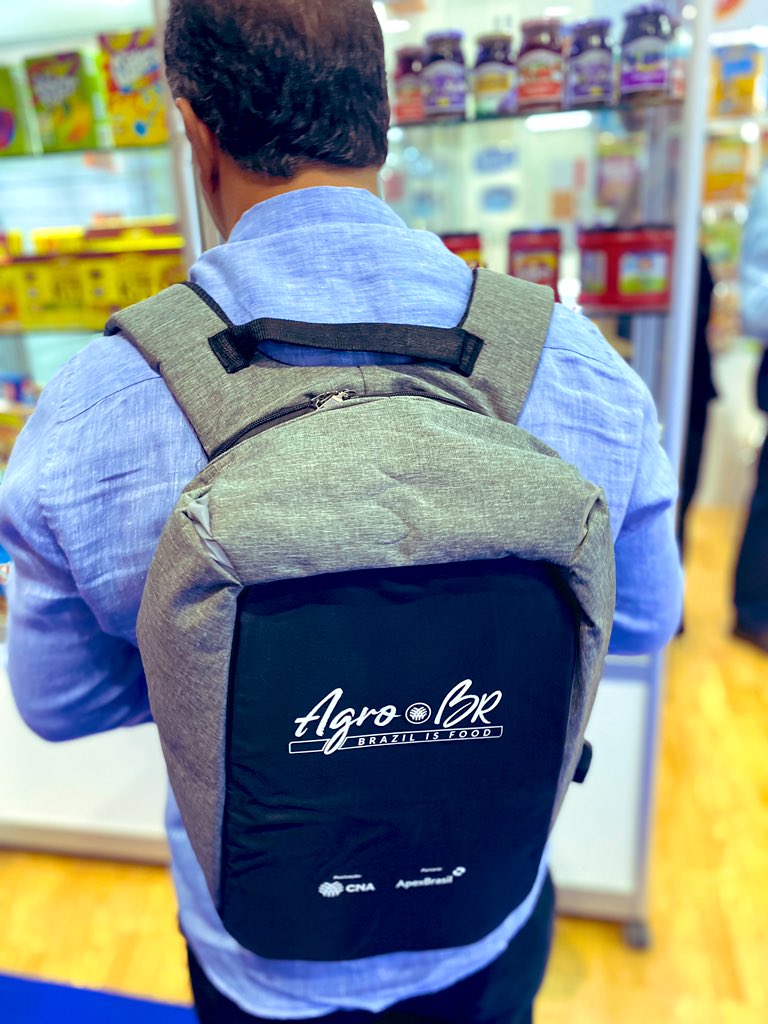 CamilaSande's tweet photo. Iniciamos a nossa Missão ao Oriente Médio com a visita à Gulfood, uma das maiores feiras de alimentos do mundo! A missão tem o objetivo de apresentar a produtores brasileiros as oportunidades dos Emirados Árabes e da Arábia Saudita, em 6 dias de atividades! #AGROBR @SistemaCNA https://t.co/tD3hh8cWux