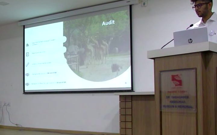 theportatcern's tweet photo. Team "MoveFluent" is starting their presentation :: enabling #visually #impaired #tourists to enjoy India :: #InAct2020 @Symbiosis_SSI https://t.co/mbRKVzRZk1