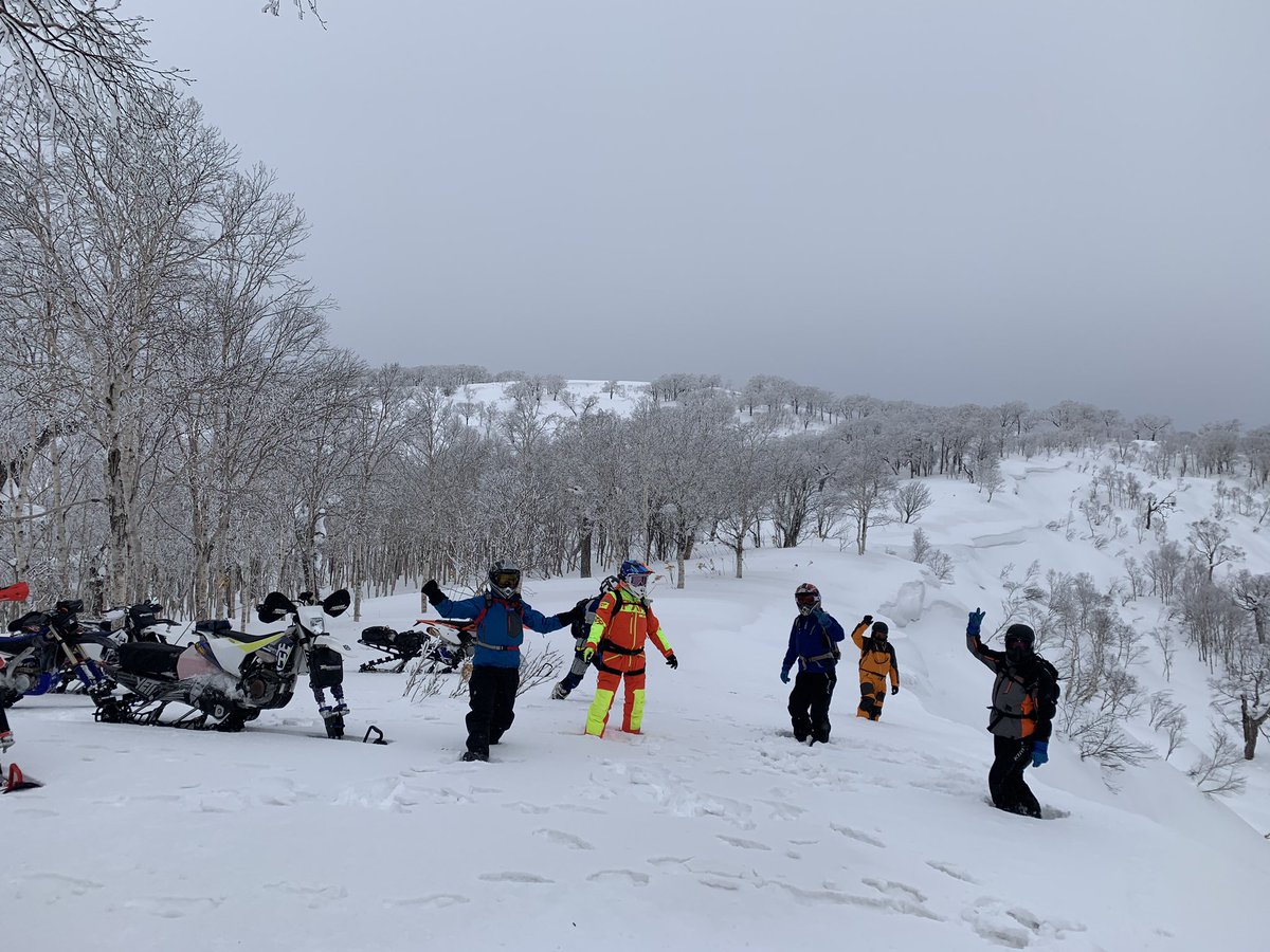 huntingnet1000's tweet photo. 本日もイベントたくさん、ありがとうございました🛵
またお願いします😊
#yetisnowmx #yetisnow #yetisnowbike #snowbike #スノーバイク #hasqvarna #fe501 https://t.co/qfyRvNczo7