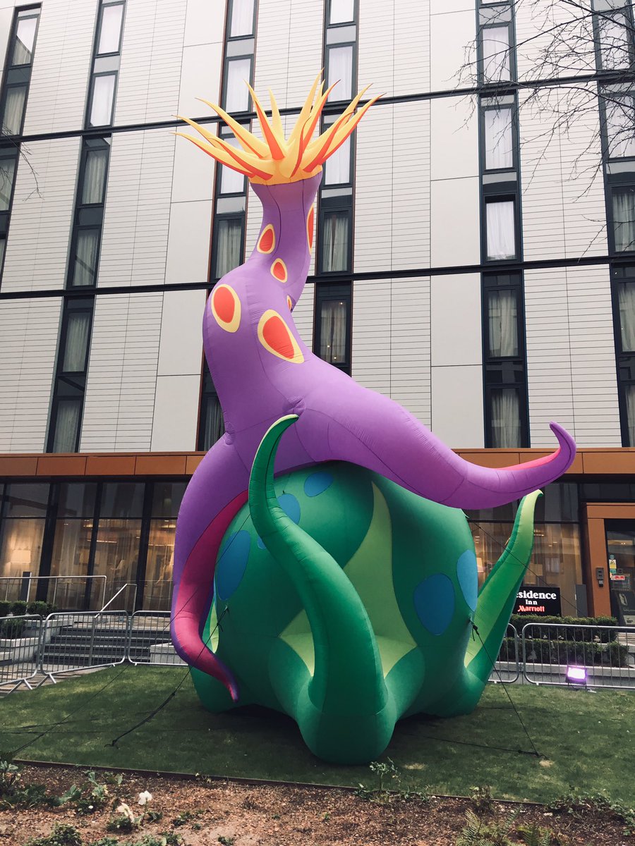 DrIronside's tweet image. Fabulous to see monsters decend on Aberdeen for @SPECTRAaberdeen - another example of why monsters and art are good for you #spectra #aberdeen #monsters 😈 paranormalandsociety.wordpress.com/2018/04/16/why…