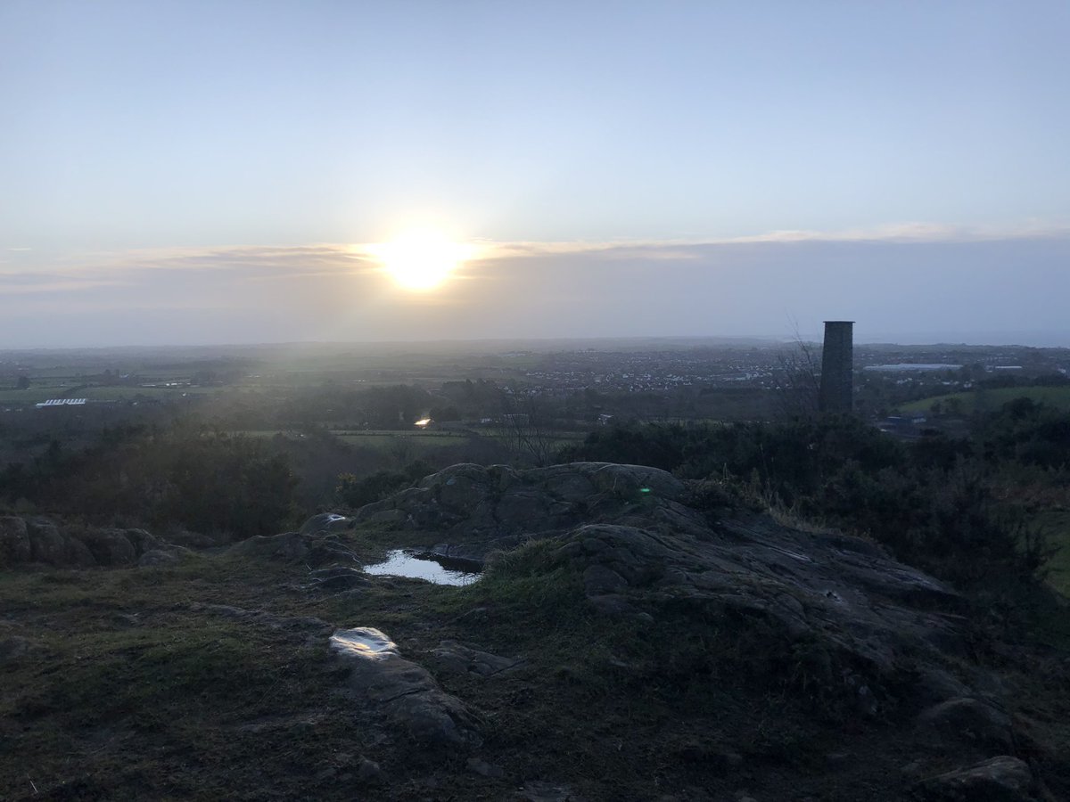 StevenMorgan40's tweet photo. #runinthemud #sunrise #thankful @WhatsOnWOW @wearetrekni @barrabest @WeatherCee @angie_weather @geoff_maskell @BBCWthrWatchers @newslineweather @Dr_FaithG https://t.co/yzP498b9NI