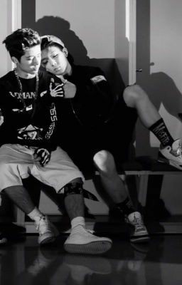 the way Double B leans on eachother Bobby: 내게 기대