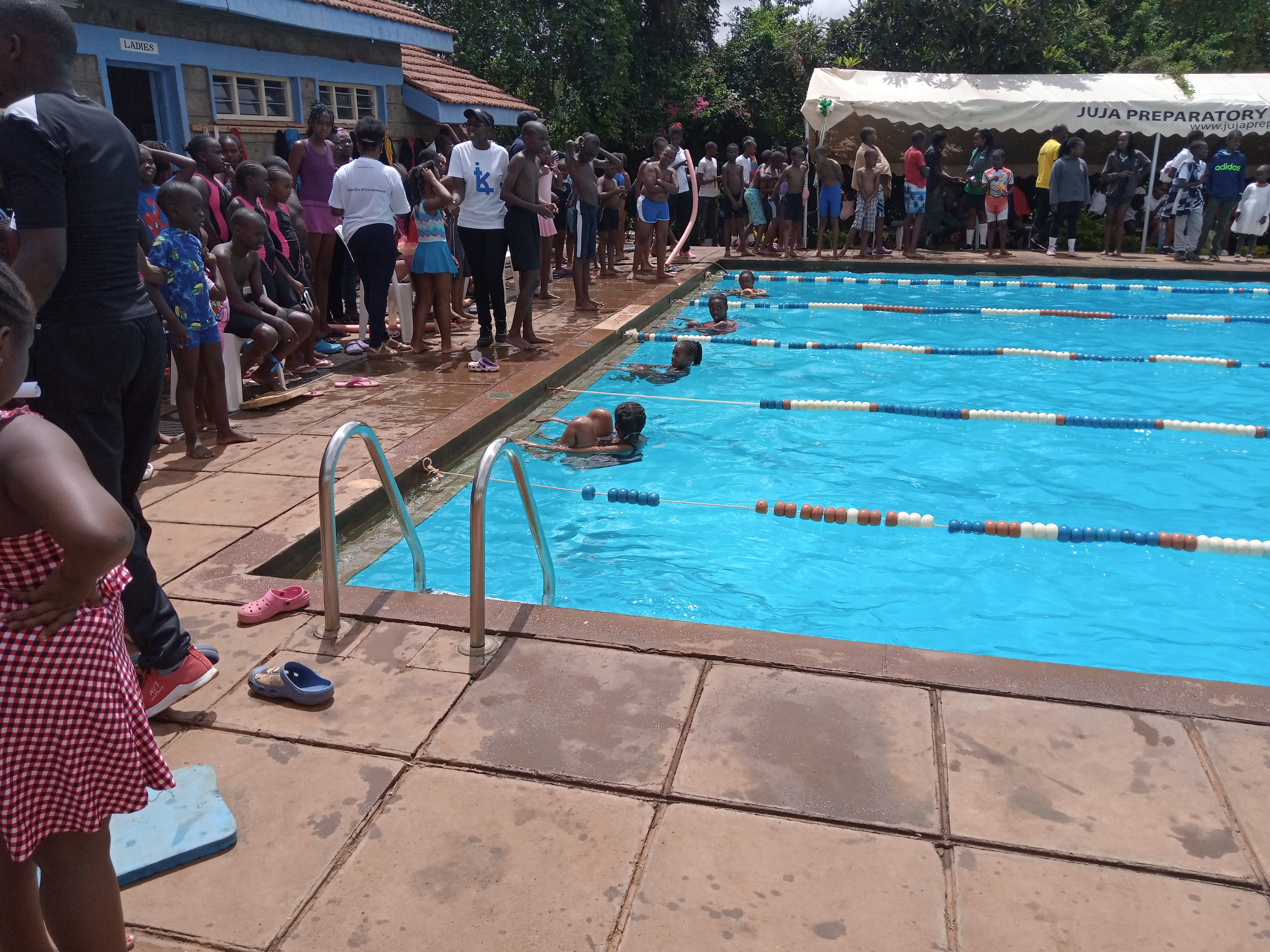 Juja Preparatory Senior Schools Jpss The Juja Swimming Gala For Our Primary Section Was A Battle Among The Four Houses Impala Simba Chui And Twiga Battled It Out