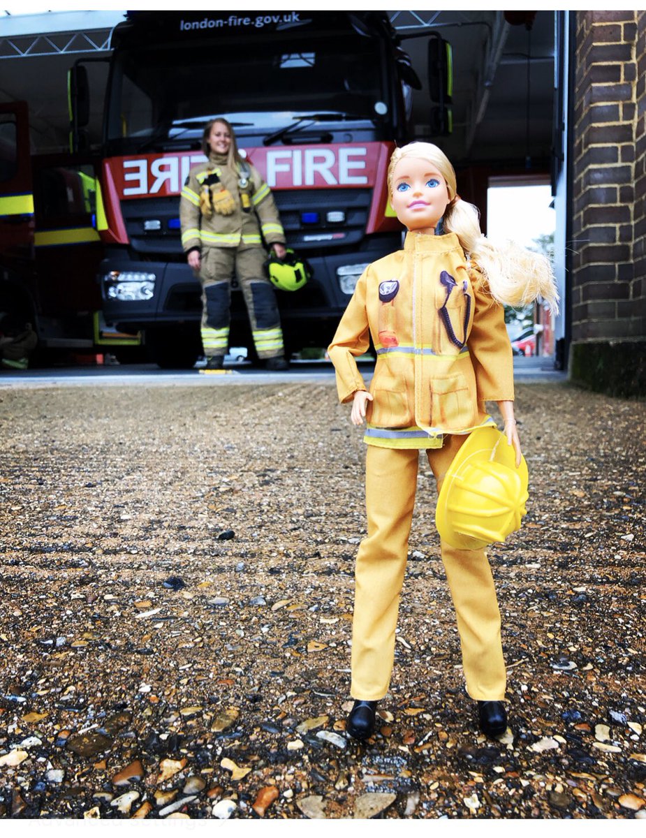 So my Governor managed to find a life-sized doll of me 😂....meet little Broni 👩🏼‍🚒 “you can be anything” 🚒💪🏽 #firefighter #london #workhard #neverunderestimate #lovemyjob #DreamsComeTrue