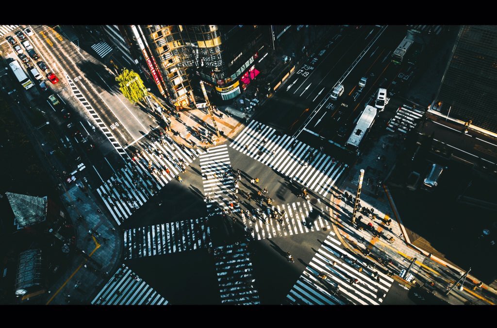 Aizawa Ryo 相沢亮 松任谷由実さんの卒業写真 人ごみに流されて変わっていく私を あなたは時々遠くでしかって 改めて歌詞が素晴らし過ぎる 憧れる