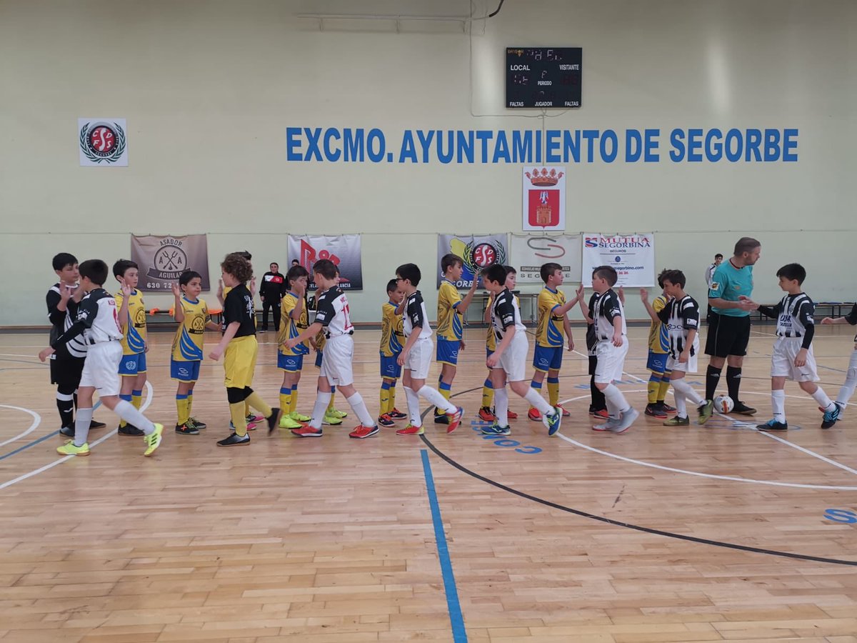 cdfs_segorbe's tweet photo. RESULTADO |
📌 Categoría alevín
🏆 Liga
✅ @AsadorAguilar 4 @castellonfs 2
Nuestro alevín de primer año sigue programa. Los chicos de Salva Quiles han sumado tres puntos en un disputado encuentro ante el Castellón. Muy bien chicos 👏👏👏👏
#CanteraSegorbe
#SomosSegorbe https://t.co/F2OkzSOVdA