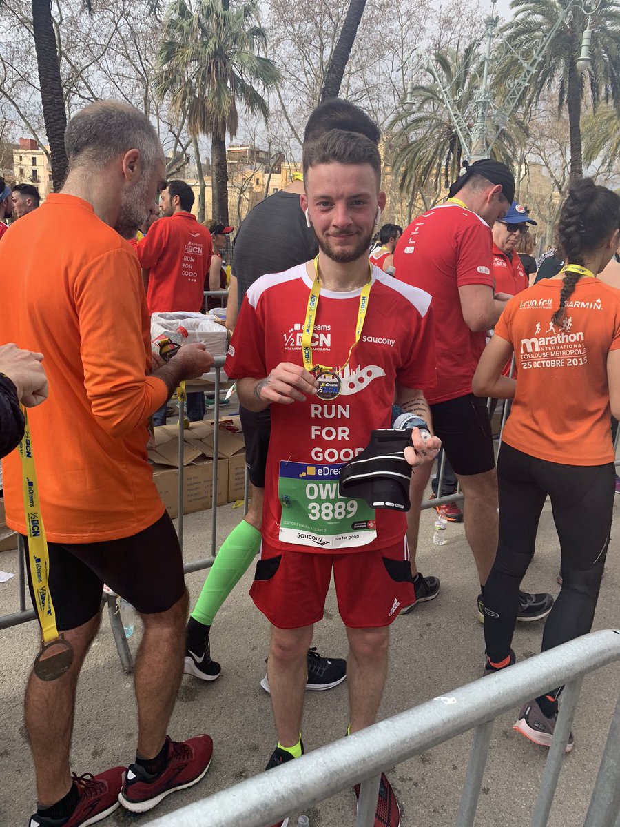 OwenHardy98's tweet image. Barcelona Half Marathon
1 hour 42 minutes 😁🏃🏻‍♂️🏅🔋@mitjabarcelona #Barcelona #barcelonahalfmarathon