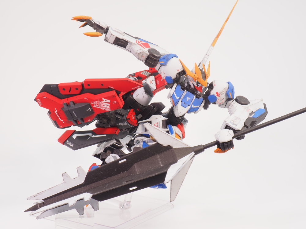 ぱるめ タコシャーク On Twitter ガンダムバルバトスプルスレクス リヴェンジェンス リミッター解除形態 機体本体のリミッター 対maモード が解除されると 彼岸花 の主放熱 粒子制御装置が展開 マニューバ発動使用制限が無くなる