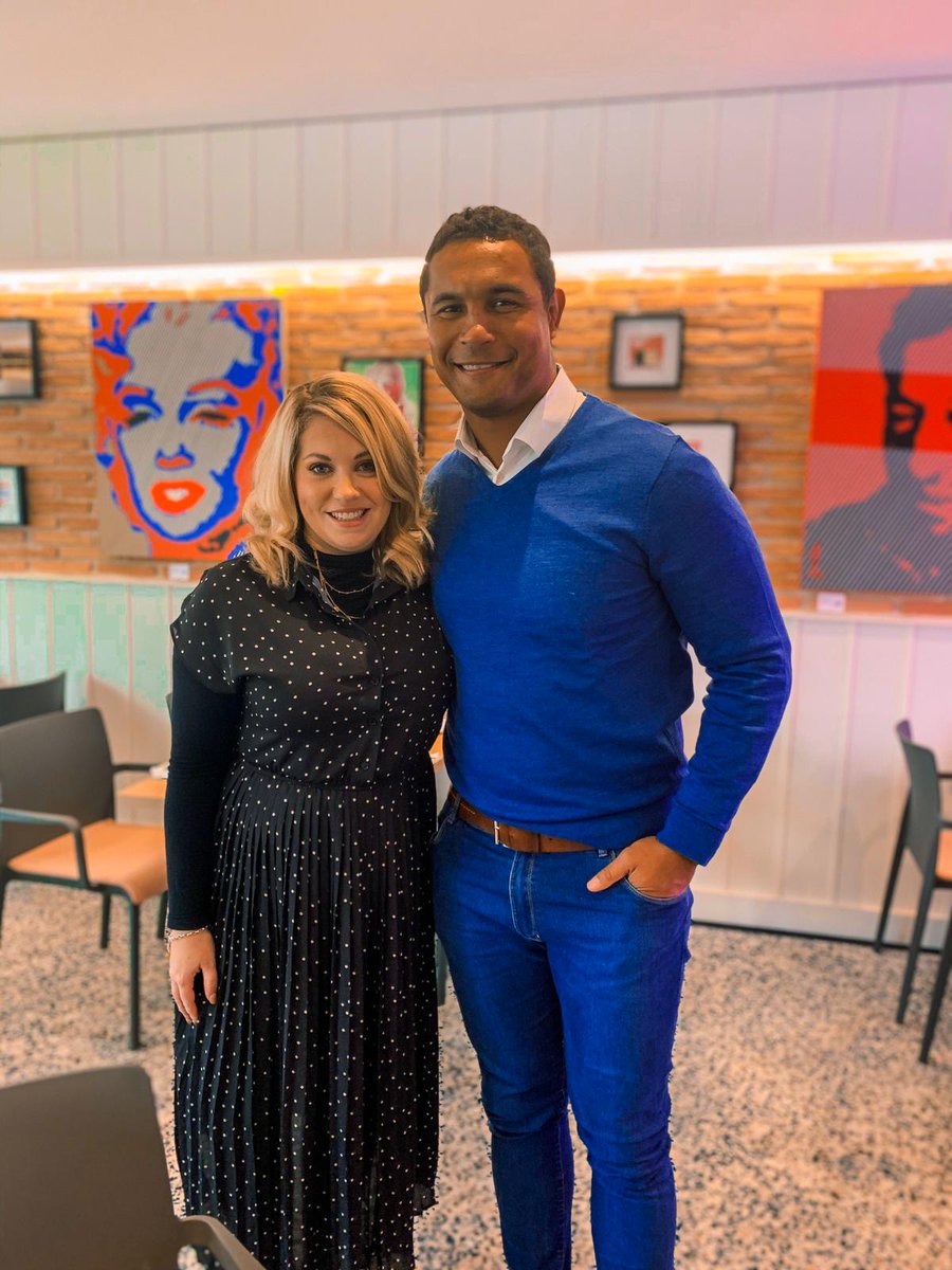 🙌 #ScrumV is back tonight and we're looking ahead to #WALvFRA with the help of this legend @TitiDusautoir! 📺 @BBCTwo Wales ⌚️ Tune in from 6pm 👥 @MissLJJ