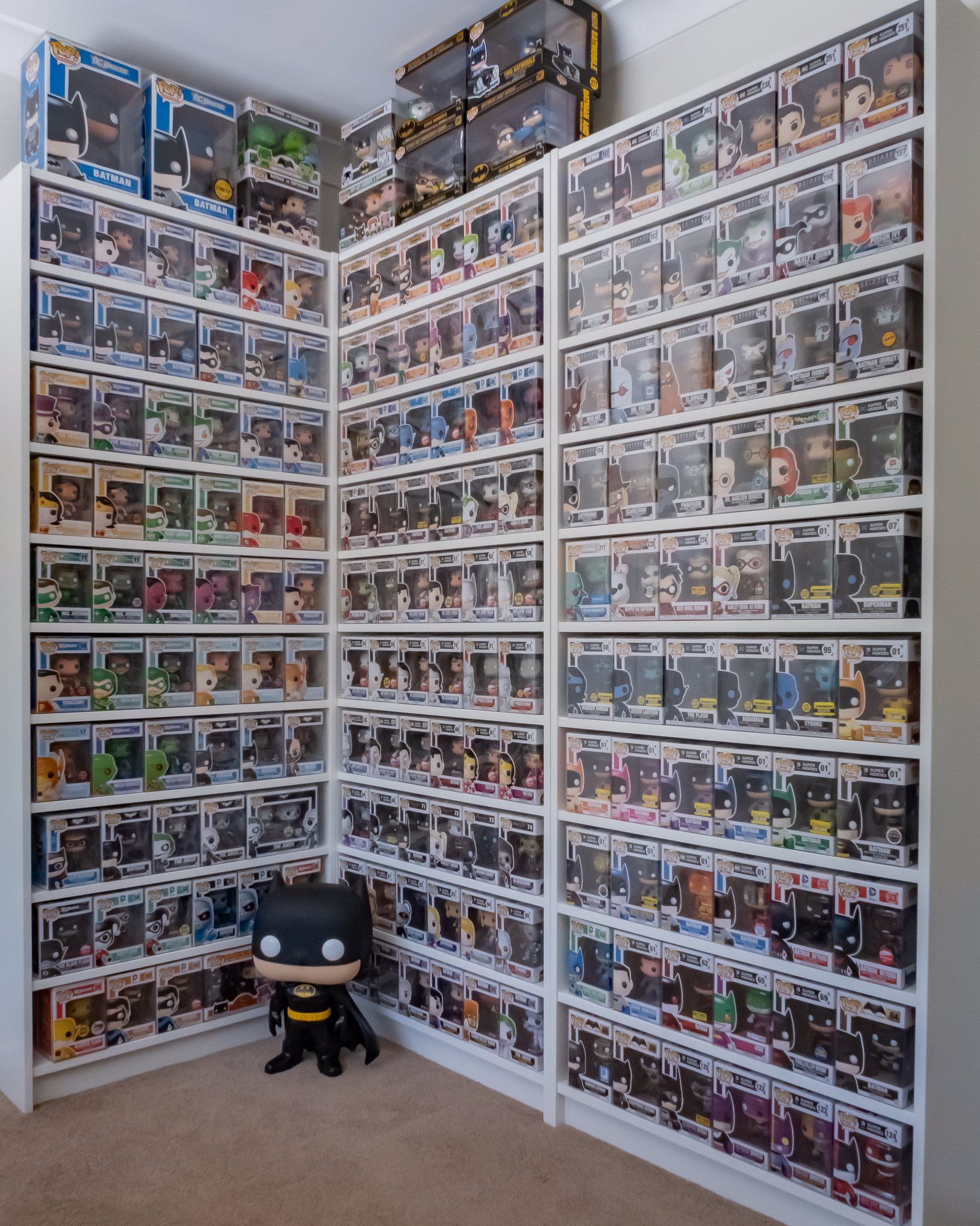 Bookshelf for online funko pops