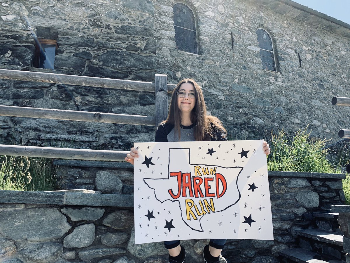 proudofjarpad's tweet image. Can’t be in Texas to cheer for our boy, but we’re cheering for him 5,2k miles away 🥰❤️ 
Good luck @jarpad 🍀 stay hydrated 😊 you got this 🏃🏻‍♂️🏃🏻‍♂️ #runpadsrun