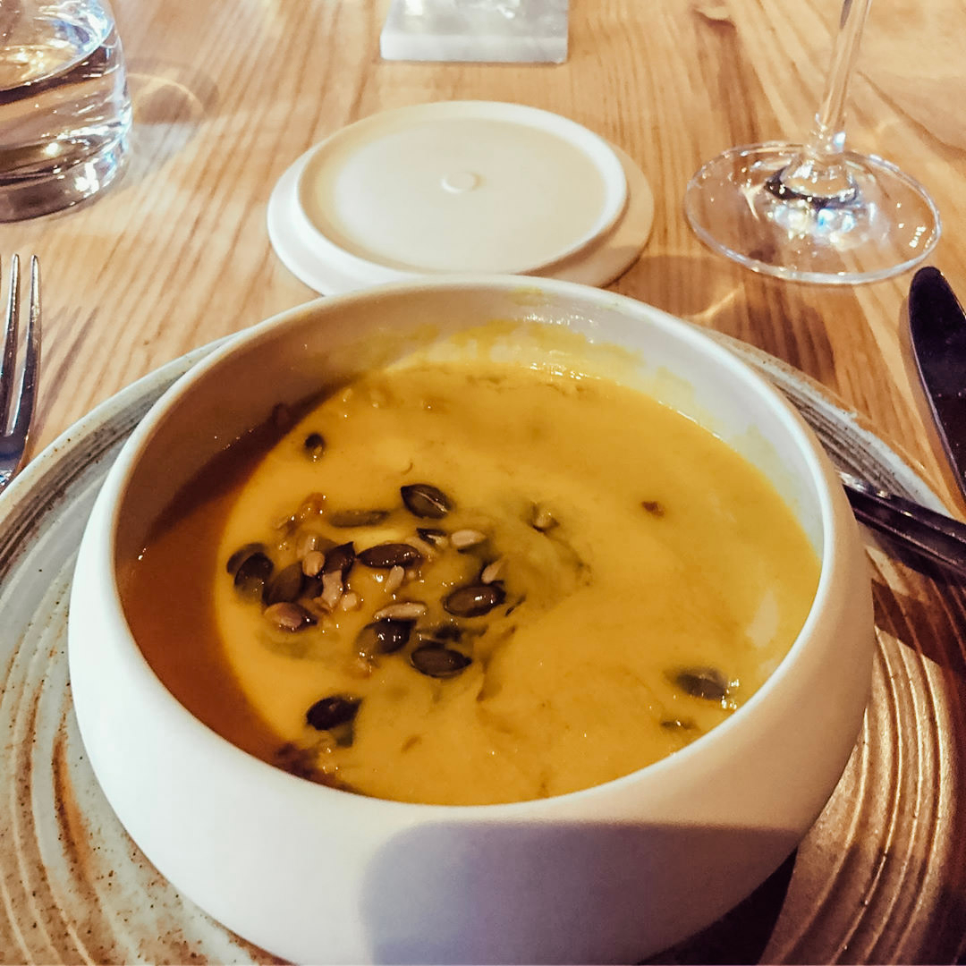 ‘Really interesting menu and great food at Monkey Island brasserie. The pumpkin ravioli mulligatawny was nicely spicy with lots of flavour.’ 📸 - @n.edwards123 

#MonkeyIslandEstate #MonkeyIslandLife #YTLHotels #YTLTravels #Bray #VisitWindsor #Berkshire #Lunch #Soup
