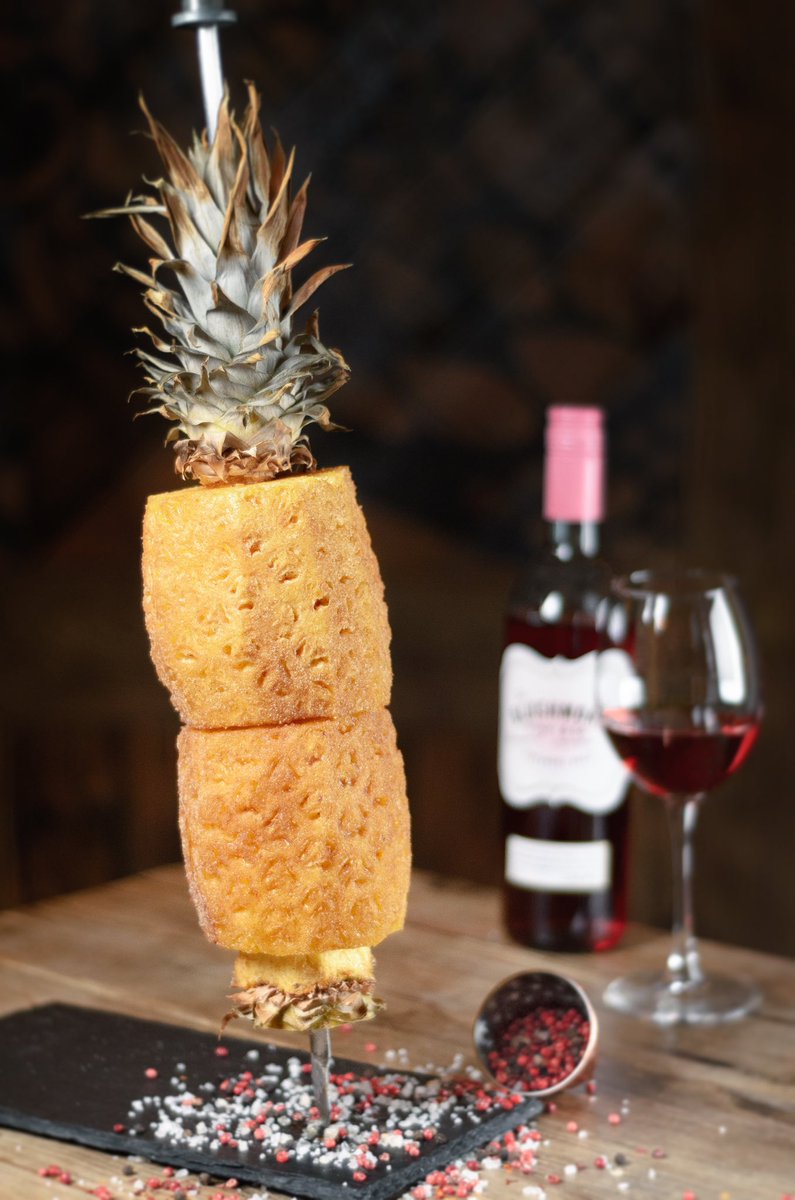 The best way to finish the Full Rodizio is with our Cinnamon Pineapple 🍍 It is dusted lightly with a cinnamon and sugar blend, then slowly caramelised over the BBQ😍