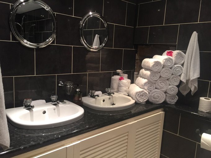 Chamber doors are now closed @aleedsstudio until tomorrow when the doors will swing open again at 10am<a class="tags" target="_blank" title="On Twitter" href="/?out=eyJ0eXAiOiJKV1QiLCJhbGciOiJIUzUxMiJ9.eyJpYXQiOjE3MjM1MjY4MTksImlzcyI6InR3cG9ybnN0YXJzLmNvbSIsIm5iZiI6MTcyMzUyNjgxOSwiZXhwIjoxNzU1MDYyODE5LCJyZWRpcmVjdF91cmwiOiJodHRwczovL3R3aXR0ZXIuY29tL2FsZWVkc3N0dWRpbyJ9.y6txUasGgChCcCz3hylw0_zB0B8iNfWkxqiQNyznq0lgijs70IajPphg2v2FTjYAb16grYUxA_MGsIgZO5eXbA">@aleedsstudio</a><a href="/tag/subsluts"class="tags"><span>#subsluts</span></a>