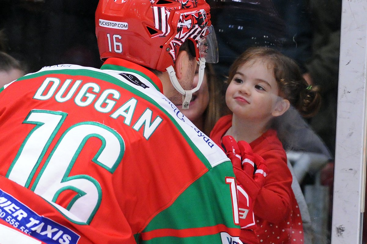 Cardiff Devils (@cardiffdevils) on Twitter photo Cuteness overload 🤩
It was great to have the Duggan family at the game last night as the Red Army raised over £1300 for <a href="/TomDuggan90/">Tom Duggan</a>’s fundraising for <a href="/RMHCUK/">Ronald McDonald House Charities UK</a> 👏🏻
You can still donate to the online fundraiser 👉🏻 bit.ly/FBRMHC Cuteness overload 🤩
It was great to have the Duggan family at the game last night as the Red Army raised over £1300 for <a href="/TomDuggan90/">Tom Duggan</a>’s fundraising for <a href="/RMHCUK/">Ronald McDonald House Charities UK</a> 👏🏻
You can still donate to the online fundraiser 👉🏻 bit.ly/FBRMHC