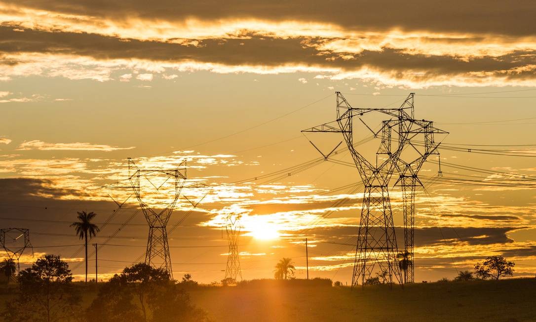 JornalOGlobo's tweet photo. Fim do horário de verão não afetou consumo de energia https://t.co/8uSPojL4im https://t.co/oIGnTg3YbC