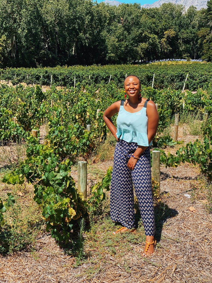 Thobi_Rose's tweet photo. Happy Sunday 🌻🌞// Where I would rather be - in Franschhoek exploring &amp; ending up in a beautiful winery!!! 🍷 📍@RicketyBWinery 

Where would you rather be?!
#Sunday #Travel #MeetSA #ActivateYourSummer https://t.co/t036cZFU8Z