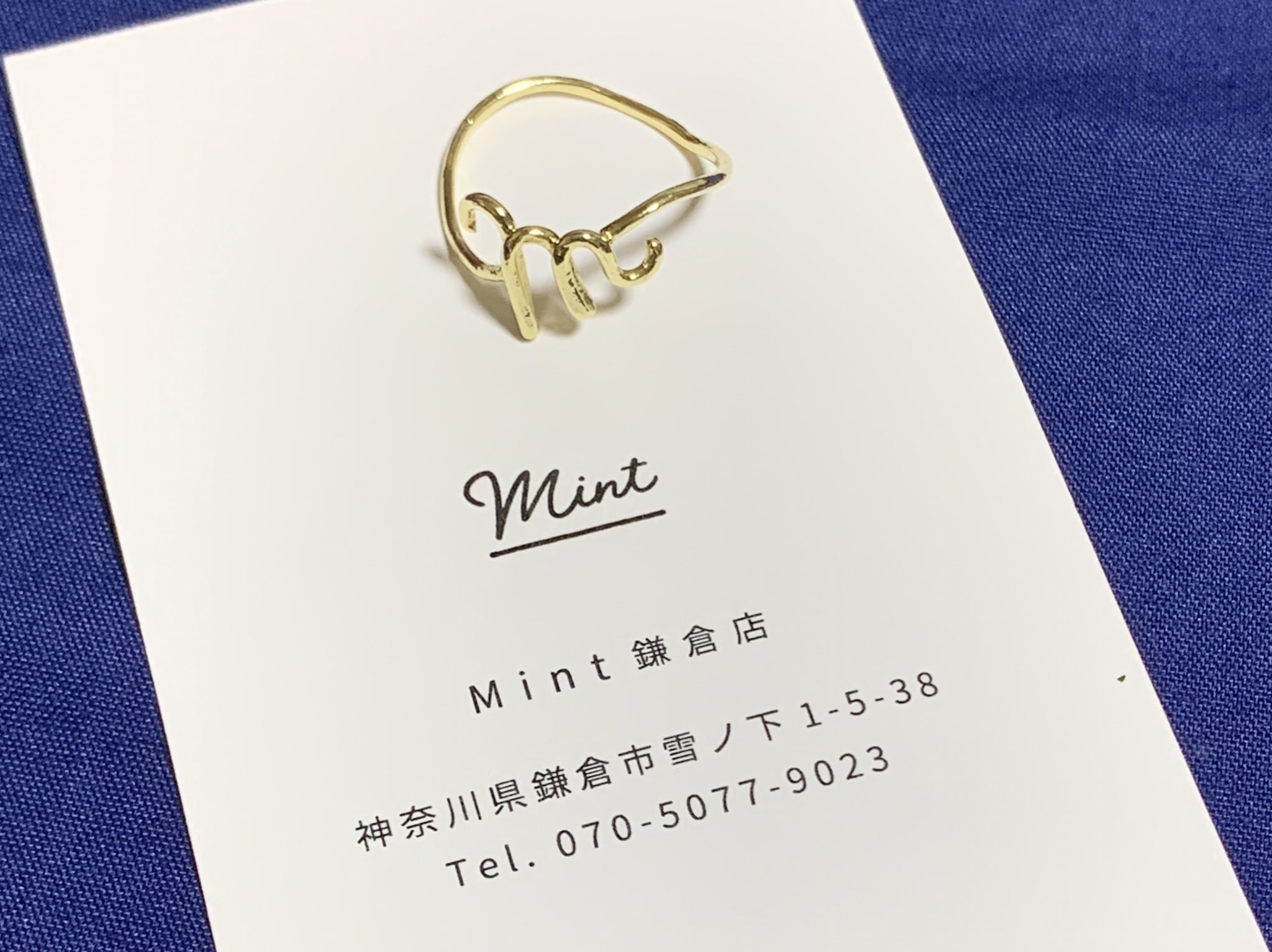 みみっさ 日曜の夜だしtl過疎ってる時間だと分かってはいるけど鎌倉のmintで買った指輪が可愛い過ぎるから見てやって ペアリングで有名な所並んでるから って隣のお店を見たら可愛さ一目惚れして購入 安いしセミ フルオーダーまでできてサイズ調整も