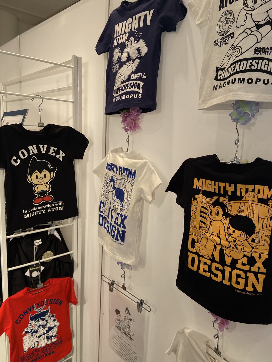 Japankids888's tweet photo. ニューヨーク　Children’s clubにて初めて展開した鉄腕アトム！
反響はかなりありました。

次回8月展示会にも期待が膨らみます！

さすが、Japanese Manga^ ^
Atom ばんざーい！
日本のキッズファッションを世界に！ https://t.co/FpEyo89whO