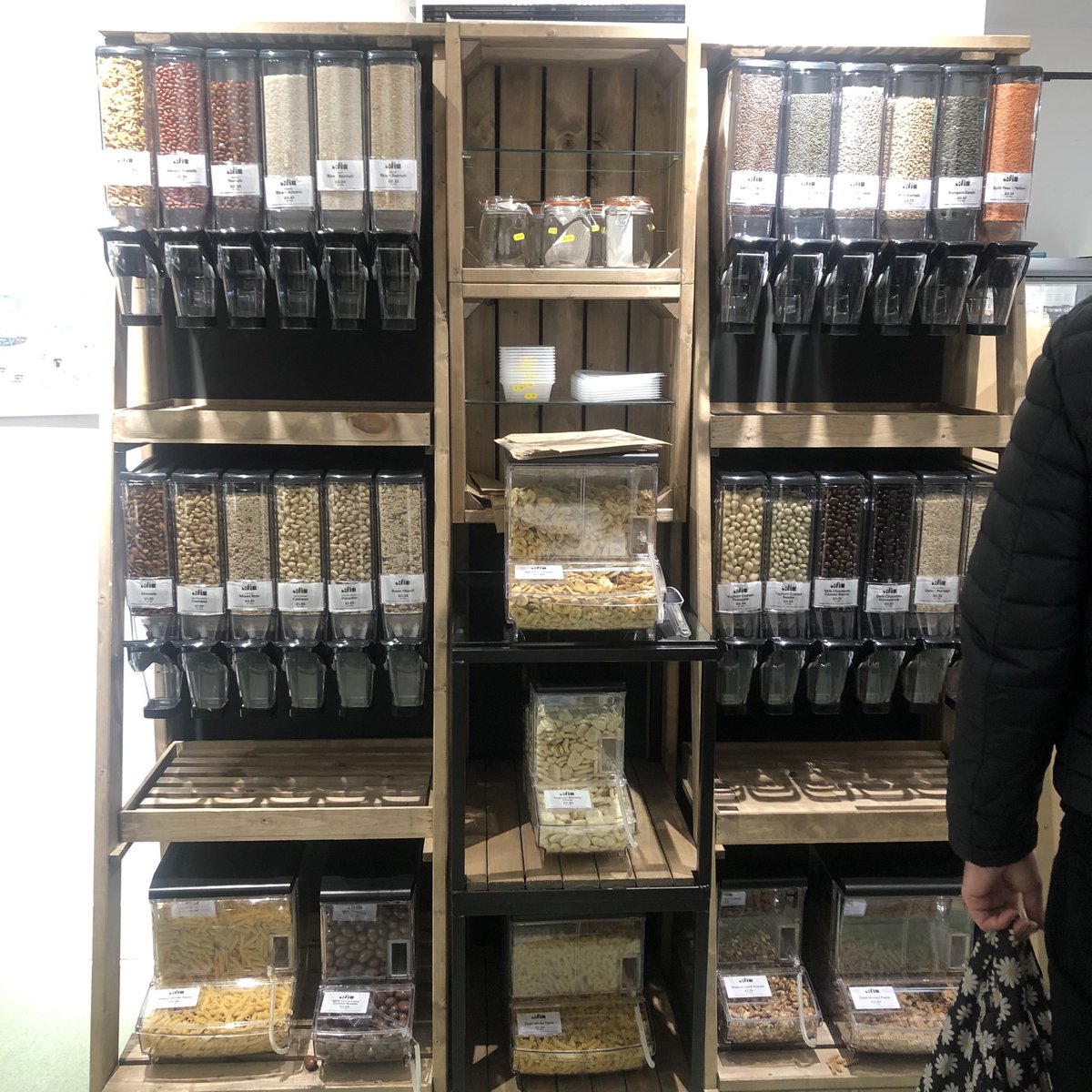 SandyLindsay's tweet photo. Loving @weareopensale today! Fabulous food and brilliant shopping and buzzing atmosphere! Just what we’ve needed! Will be supporting it to ensure it stays around! #shoplocal #Sale https://t.co/eWZJwPKWMO