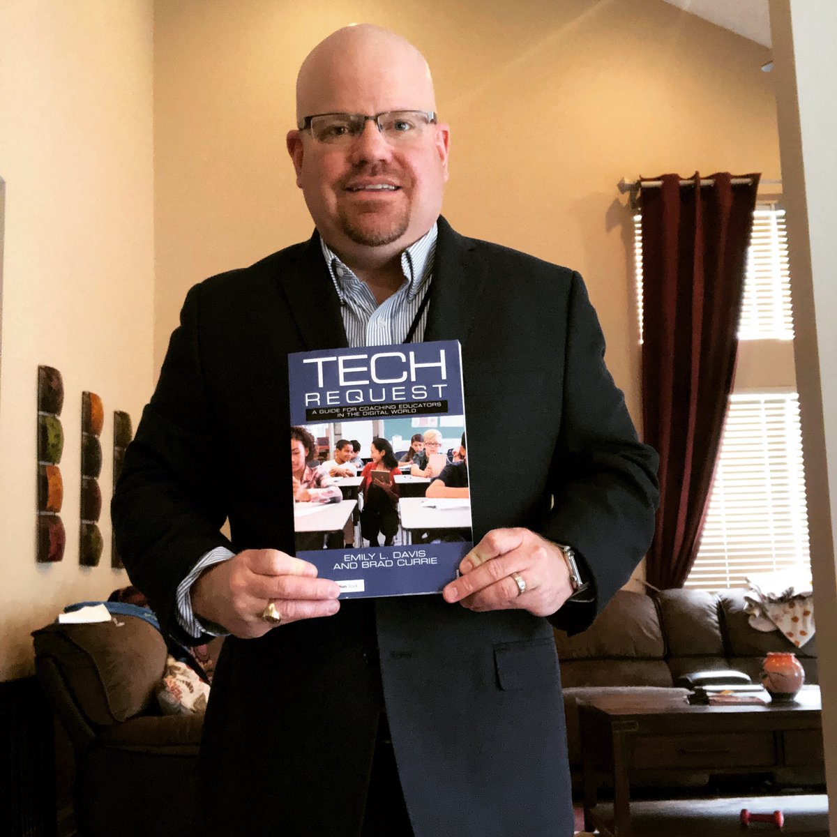 bradmcurrie's tweet photo. Tech Request: A Guide for Coaching Educators in the Digital World https://t.co/Oyvu5g5tap #Amazon #TechRequestEDU https://t.co/QJvUqc9uE3