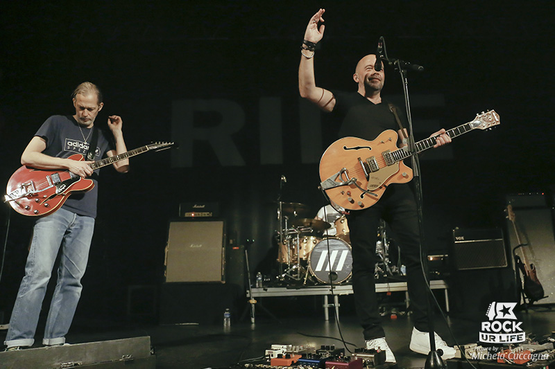#Report : <a href="/rideox4/">RIDE</a> (+ <a href="/CrushedBeaks/">Crushed Beaks</a>) au <a href="/LeTrianonParis/">Le Trianon</a> : Une belle performance ! rockurlife.net/reports/ride-l… #Ride #CrushedBeaks #Trianon #ThisIsNotASafePlaceTour #ThisIsNotASafePlace #RockUrLife