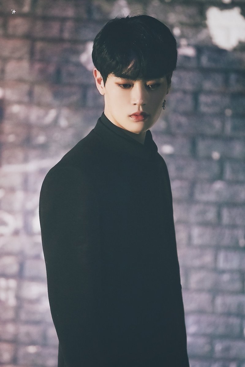 dazzlingmemory_'s tweet image. 200216 브라더스 까라마조프 낮공 / 커튼콜
알료샤 #김지온 배우님

누구나 사랑을 하면 아픈가요.