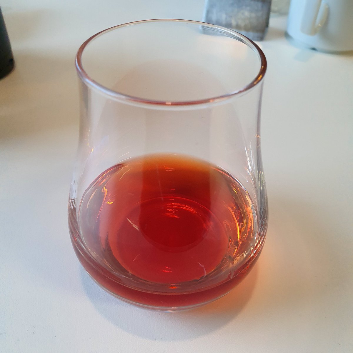 _SQRL_'s tweet photo. How do you know you've got the best boyfriend? 
...
He smuggles a negroni into your hospital room 🤗👏👏👏🥰. https://t.co/GaYxv60nSq